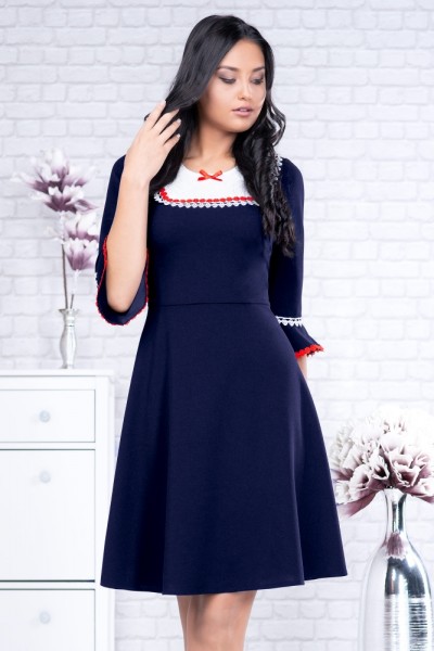 Rochie office bleumarin cu broderie alba, reducere mare