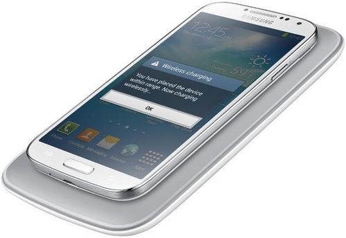 Incarcator Wireless Samsung EP-WI950EWEGWW + Cover pentru i9505/Galaxy S IV (Alb), reducere mare