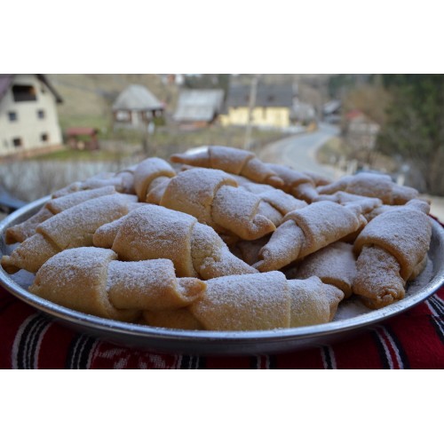 Cornulete fragede (1 kg ), reducere mare